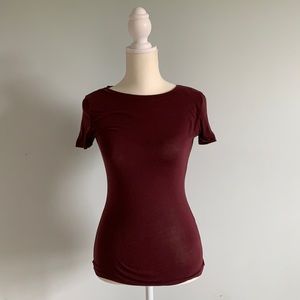 ~ Maroon tee shirt